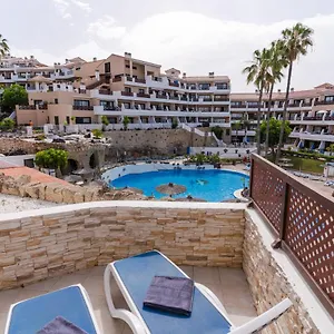  Apartamento Oceanfront Tenerife South Albatros 145 España